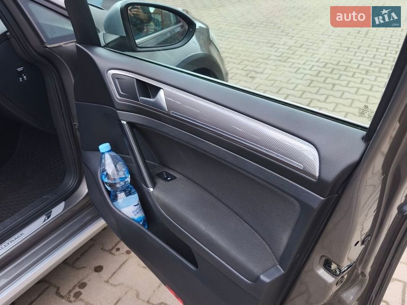 Фото Volkswagen Golf Alltrack з оголошення AUTO.RIA