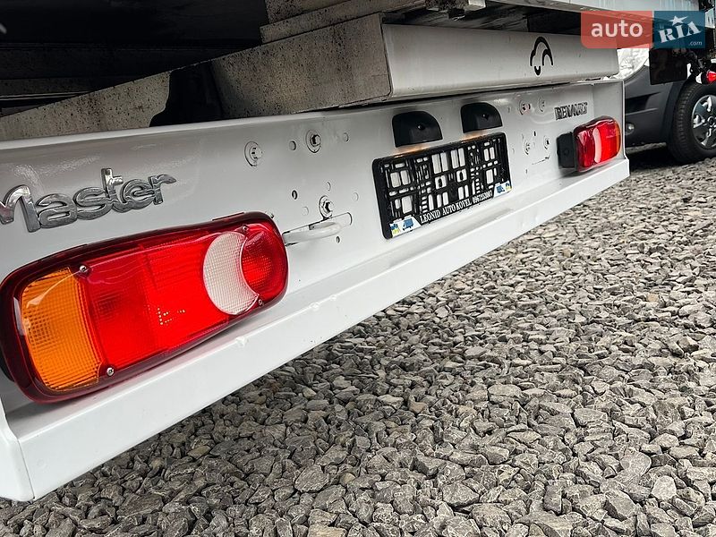 Фото Renault Master з оголошення AUTO.RIA