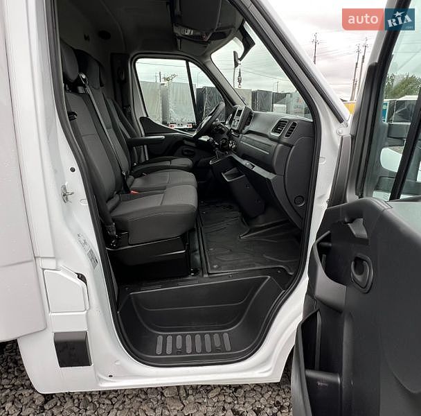 Фото Renault Master з оголошення AUTO.RIA