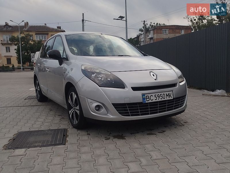 Фото Renault Scenic з оголошення AUTO.RIA