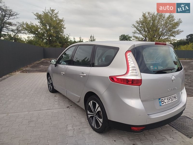 Фото Renault Scenic з оголошення AUTO.RIA