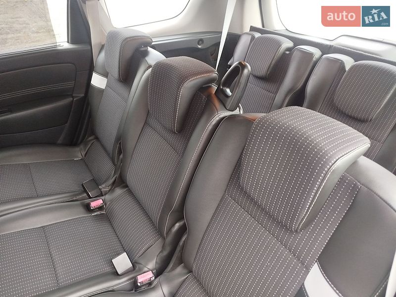 Фото Renault Scenic з оголошення AUTO.RIA