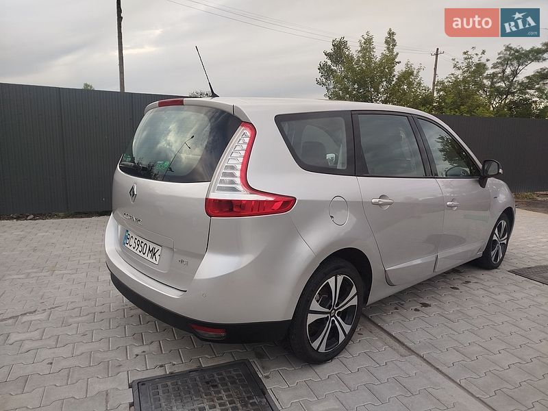 Фото Renault Scenic з оголошення AUTO.RIA