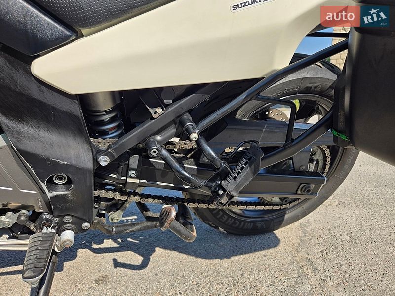 Фото Suzuki DL 650 з оголошення AUTO.RIA