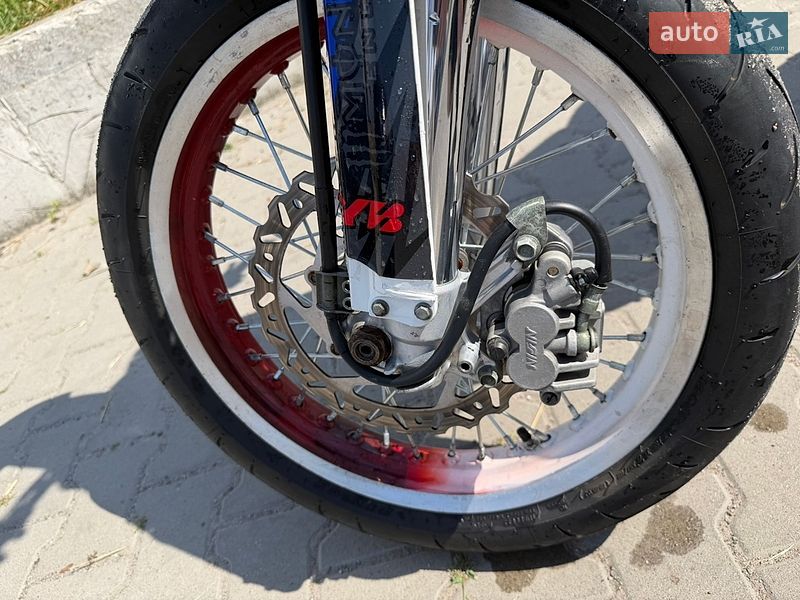Фото Yamaha YZ 450F з оголошення AUTO.RIA