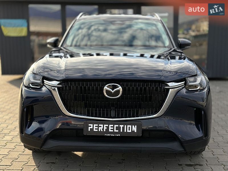 Фото Mazda CX-90 з оголошення AUTO.RIA