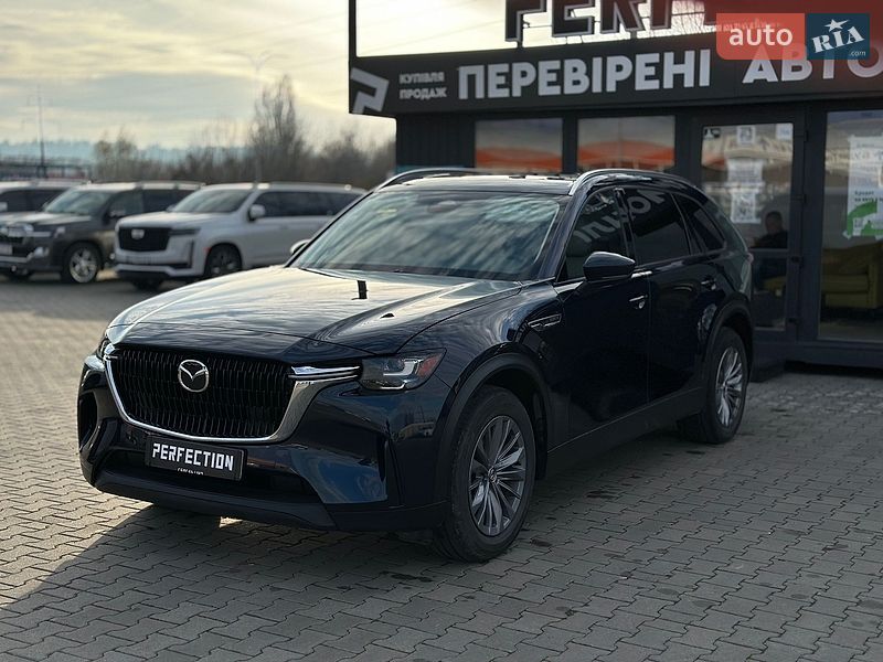 Фото Mazda CX-90 з оголошення AUTO.RIA
