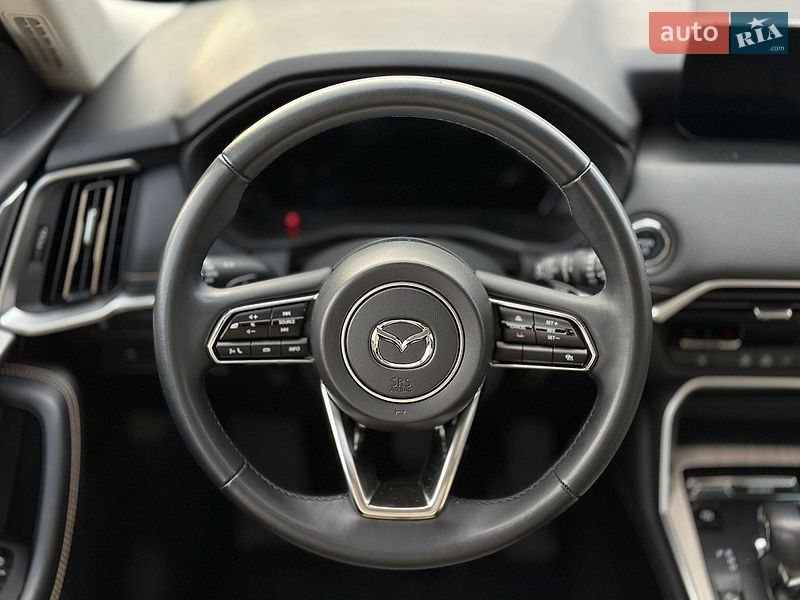 Фото Mazda CX-90 з оголошення AUTO.RIA