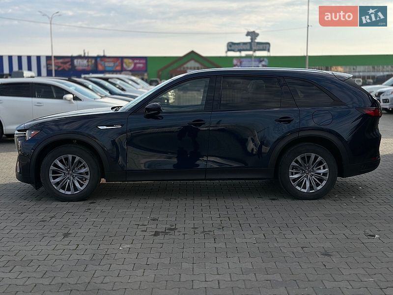 Фото Mazda CX-90 з оголошення AUTO.RIA