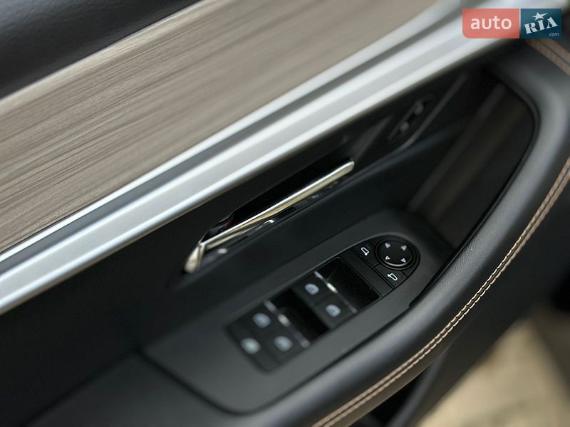 Фото Mazda CX-90 з оголошення AUTO.RIA