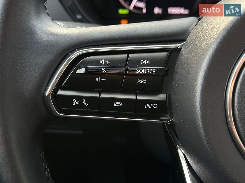 Фото Mazda CX-90 з оголошення AUTO.RIA
