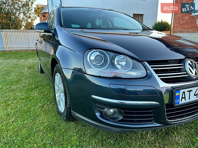 Фото Volkswagen Golf з оголошення AUTO.RIA