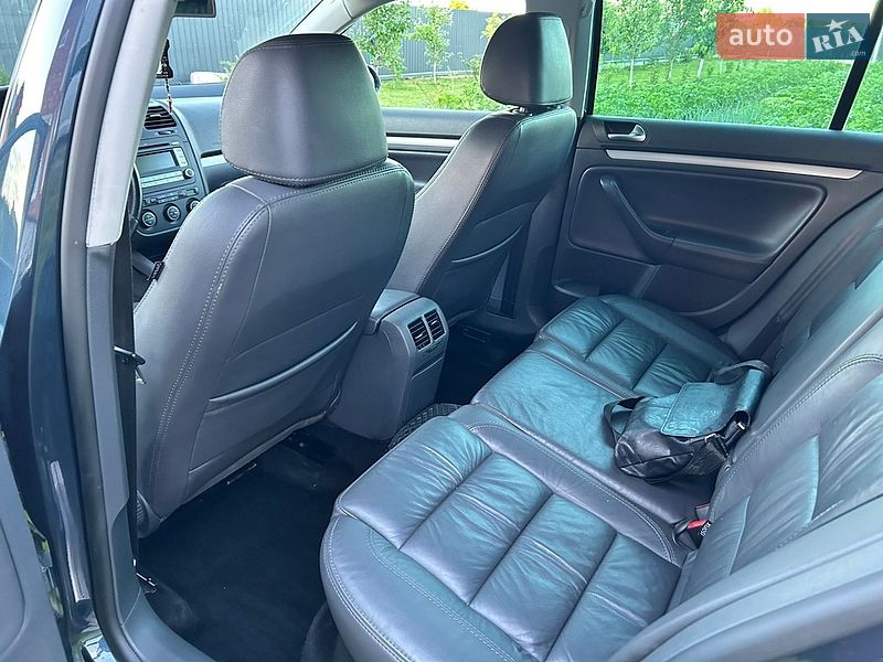 Фото Volkswagen Golf з оголошення AUTO.RIA