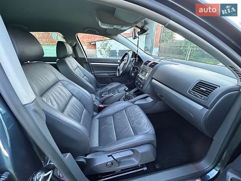 Фото Volkswagen Golf з оголошення AUTO.RIA