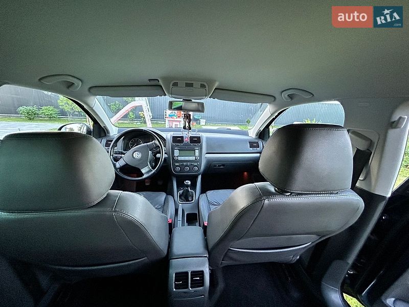 Фото Volkswagen Golf з оголошення AUTO.RIA