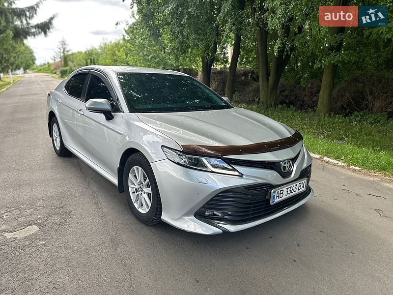 Фото Toyota Camry з оголошення AUTO.RIA