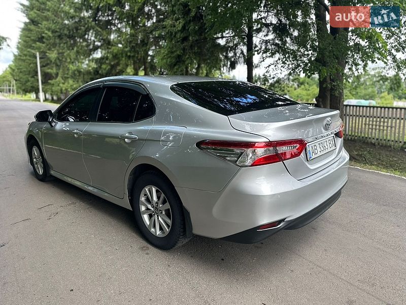 Фото Toyota Camry з оголошення AUTO.RIA