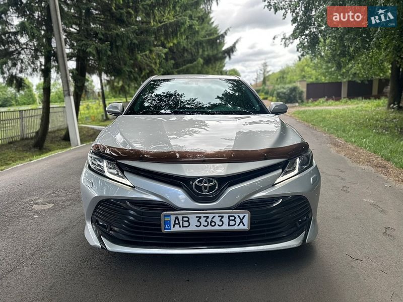 Фото Toyota Camry з оголошення AUTO.RIA
