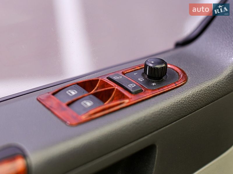 Фото Volkswagen Transporter з оголошення AUTO.RIA