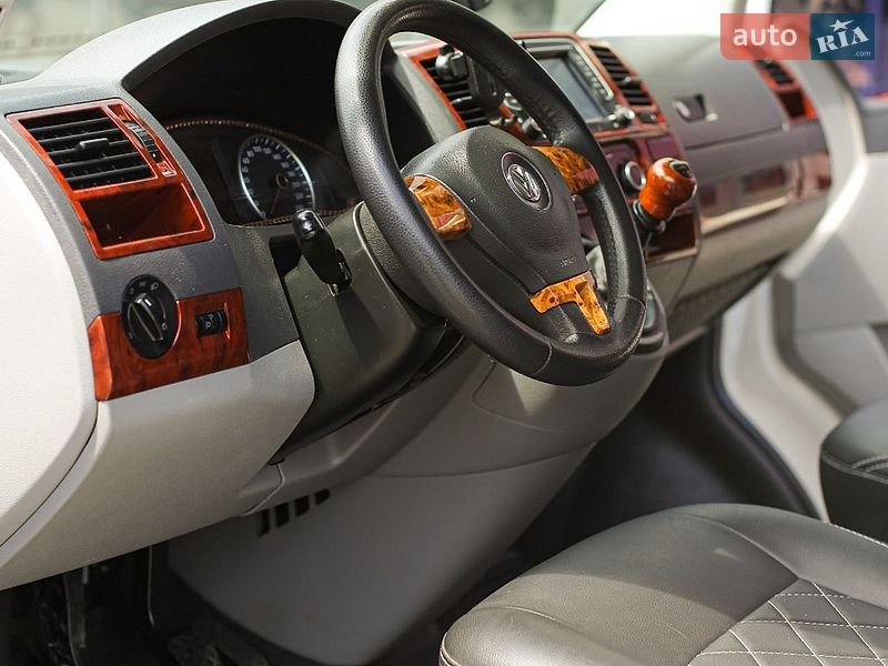 Фото Volkswagen Transporter з оголошення AUTO.RIA