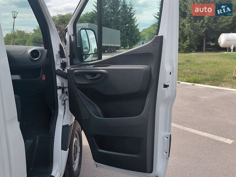 Фото Mercedes-Benz Sprinter з оголошення AUTO.RIA