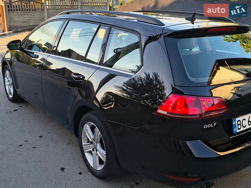 Фото Volkswagen Golf з оголошення AUTO.RIA