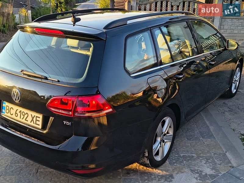 Фото Volkswagen Golf з оголошення AUTO.RIA