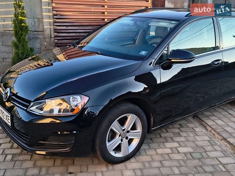 Фото Volkswagen Golf з оголошення AUTO.RIA