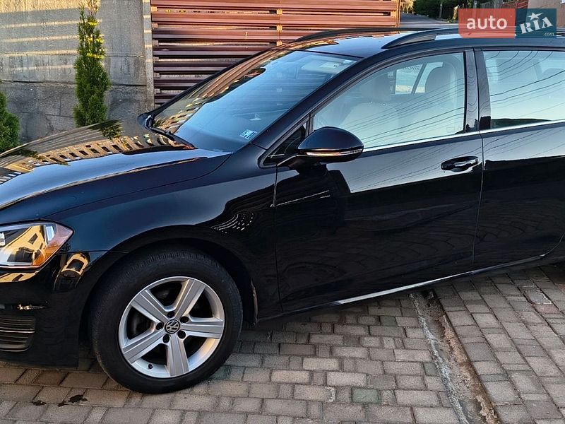 Фото Volkswagen Golf з оголошення AUTO.RIA