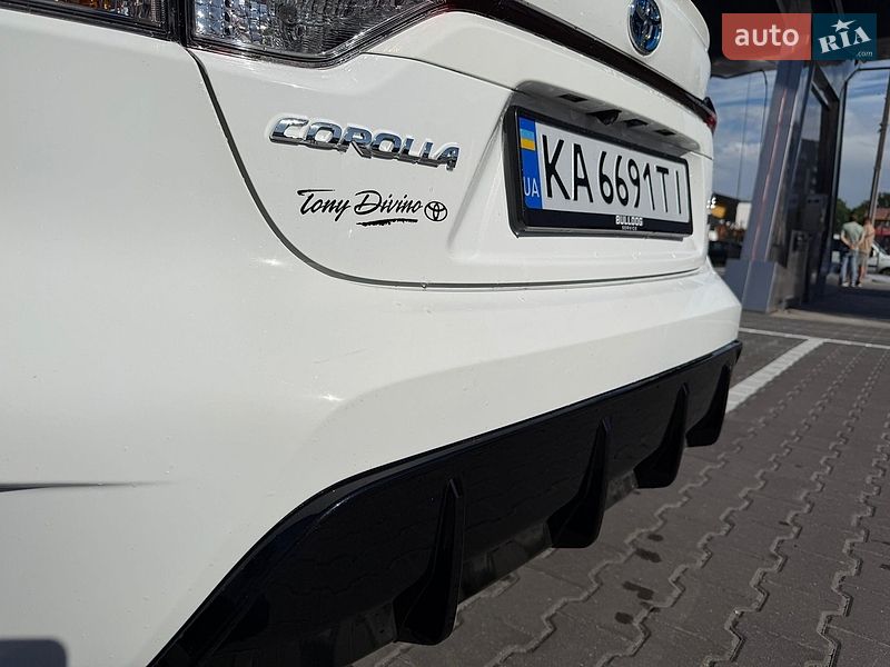 Фото Toyota Corolla з оголошення AUTO.RIA