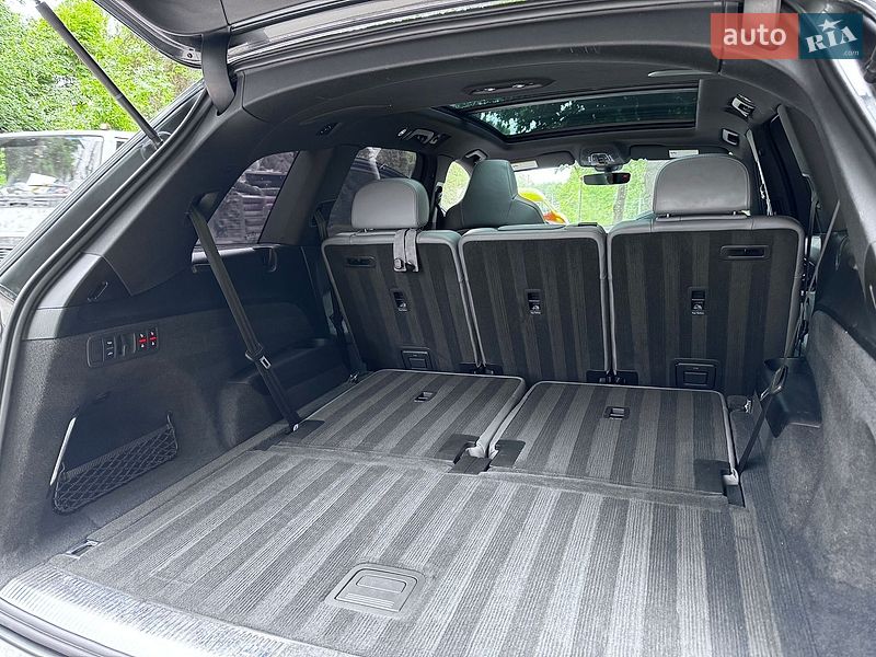 Фото Audi SQ7 з оголошення AUTO.RIA