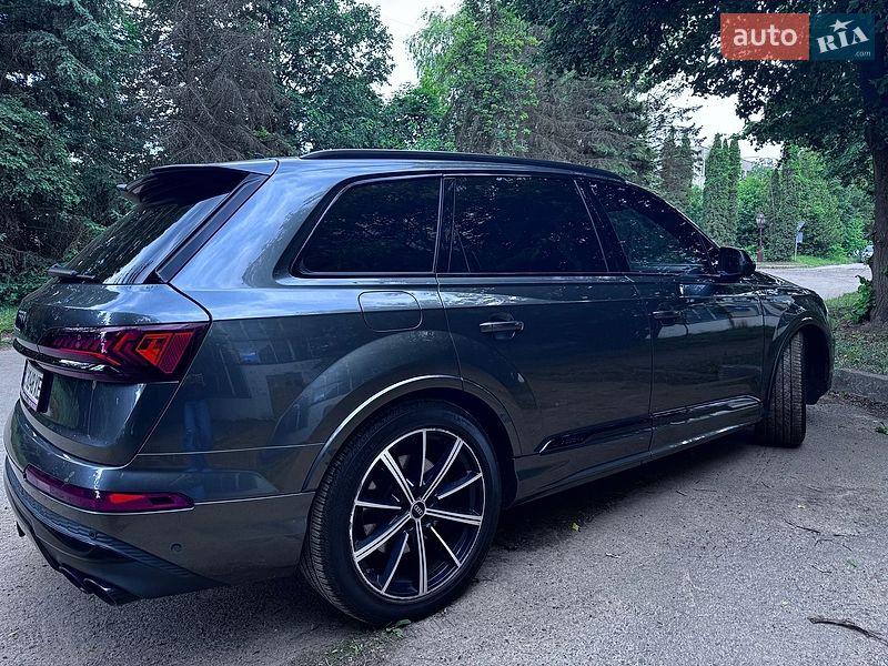 Фото Audi SQ7 з оголошення AUTO.RIA