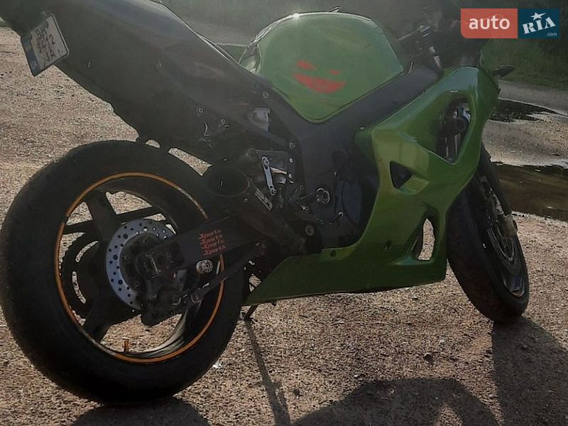 Фото Suzuki GSX-R 600 з оголошення AUTO.RIA