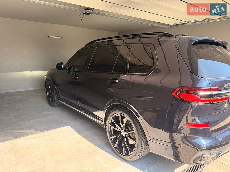 Фото BMW X7 з оголошення AUTO.RIA