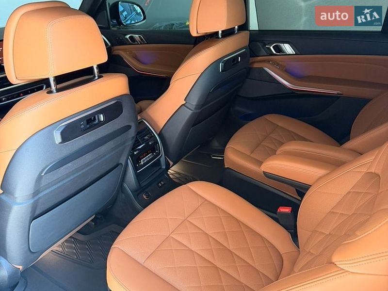 Фото BMW X7 з оголошення AUTO.RIA