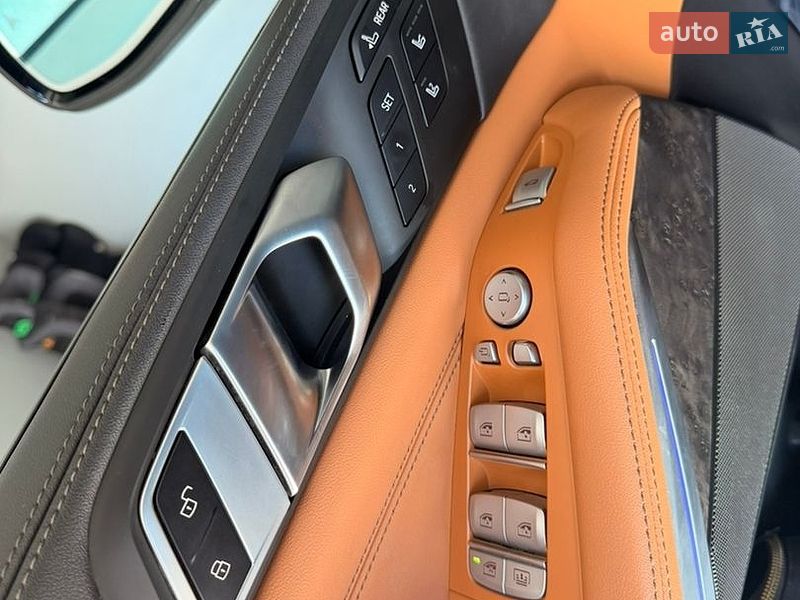 Фото BMW X7 з оголошення AUTO.RIA