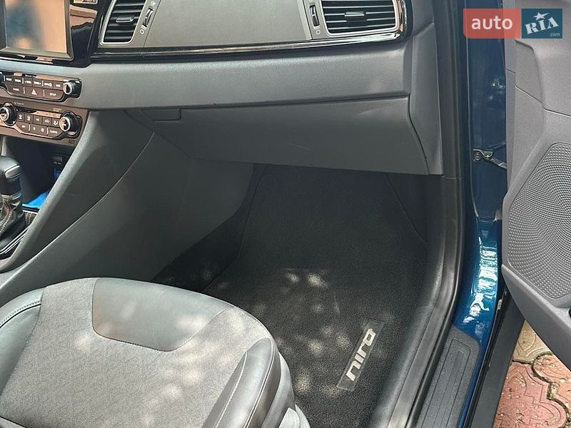 Фото Kia Niro з оголошення AUTO.RIA