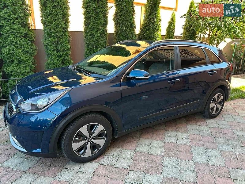 Фото Kia Niro з оголошення AUTO.RIA
