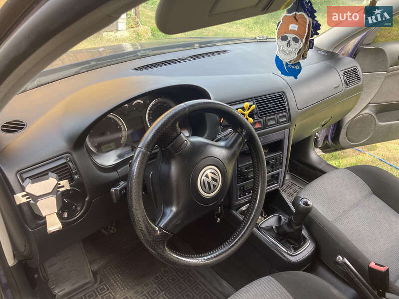Фото Volkswagen Golf з оголошення AUTO.RIA