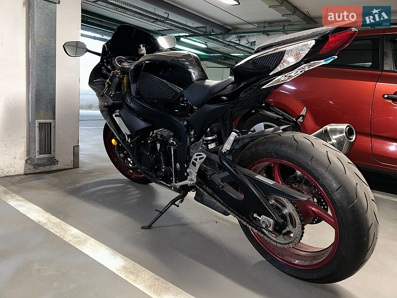 Фото Suzuki GSX-R 750 з оголошення AUTO.RIA