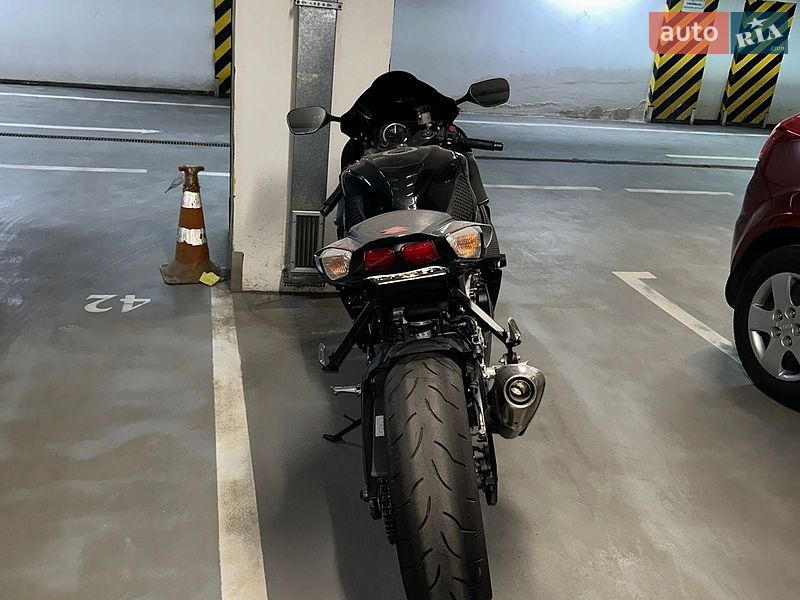 Фото Suzuki GSX-R 750 з оголошення AUTO.RIA