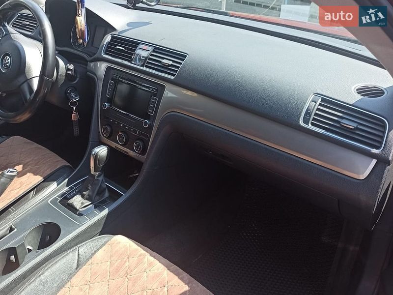 Фото Volkswagen Passat з оголошення AUTO.RIA
