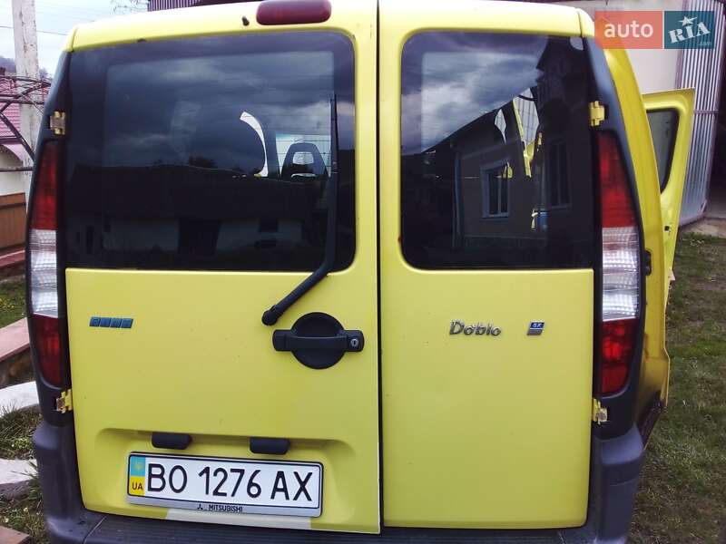 Фото Fiat Doblo з оголошення AUTO.RIA