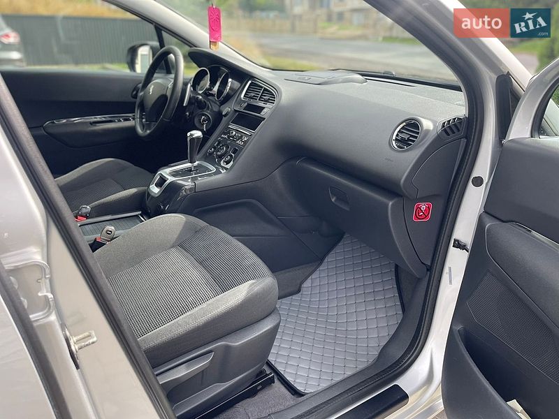 Фото Peugeot 5008 з оголошення AUTO.RIA