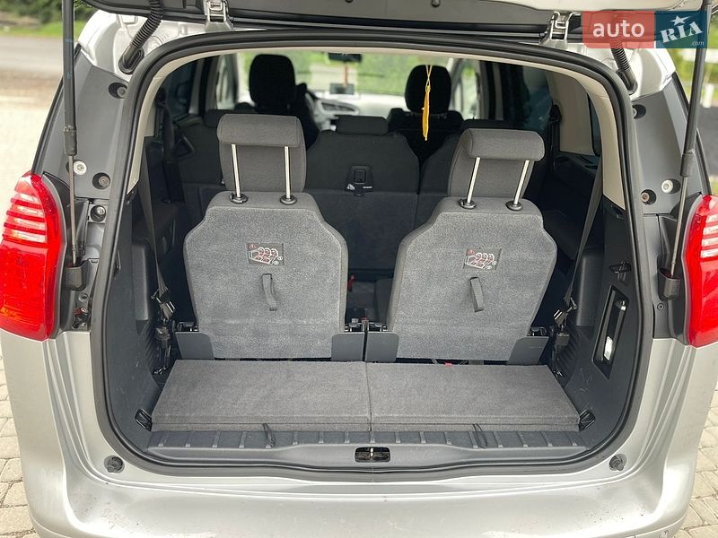 Фото Peugeot 5008 з оголошення AUTO.RIA