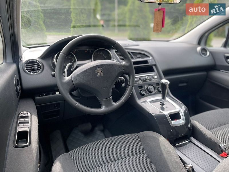 Фото Peugeot 5008 з оголошення AUTO.RIA