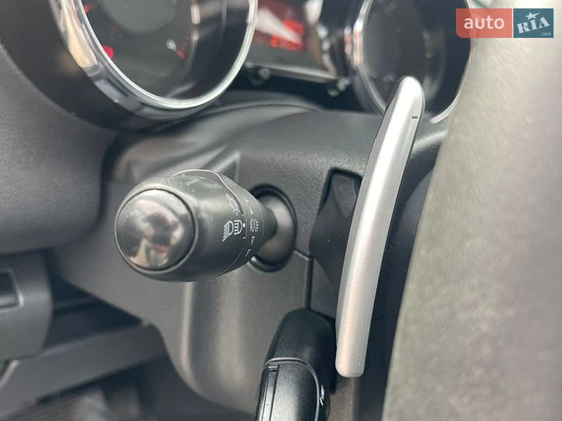 Фото Peugeot 5008 з оголошення AUTO.RIA