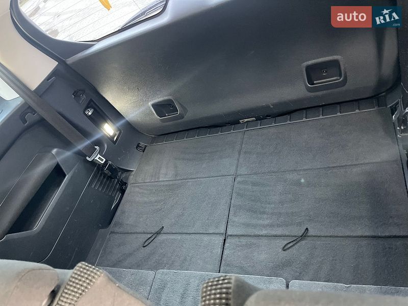 Фото Peugeot 5008 з оголошення AUTO.RIA