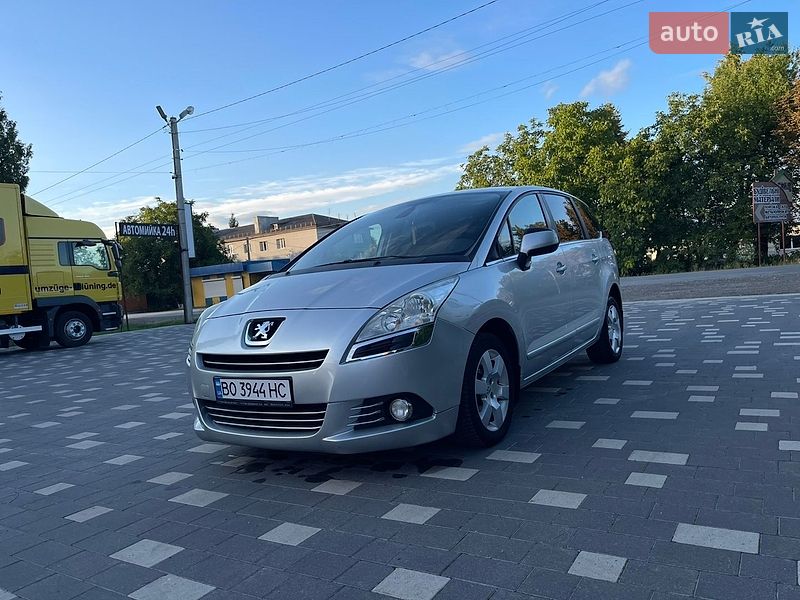 Фото Peugeot 5008 з оголошення AUTO.RIA