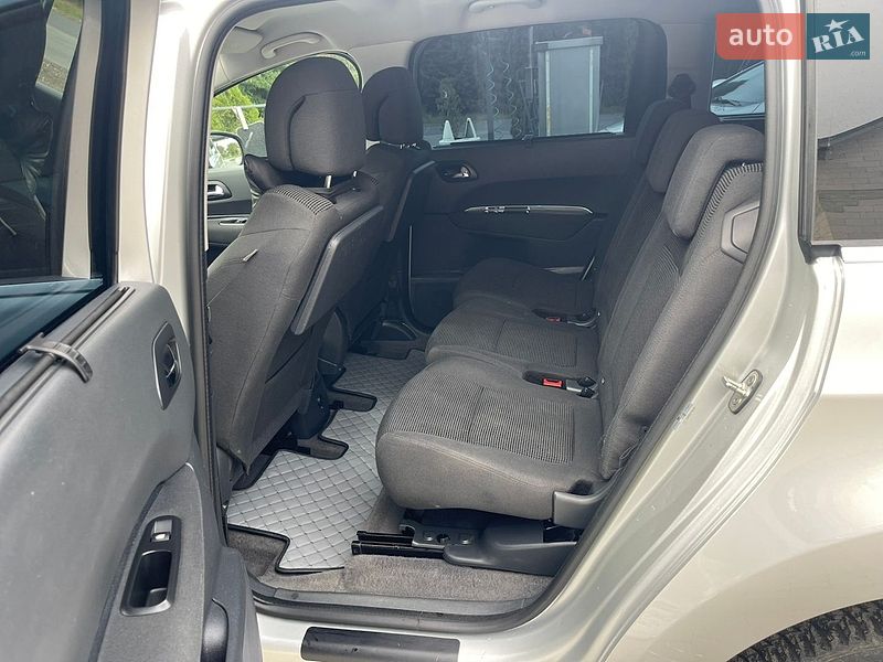 Фото Peugeot 5008 з оголошення AUTO.RIA